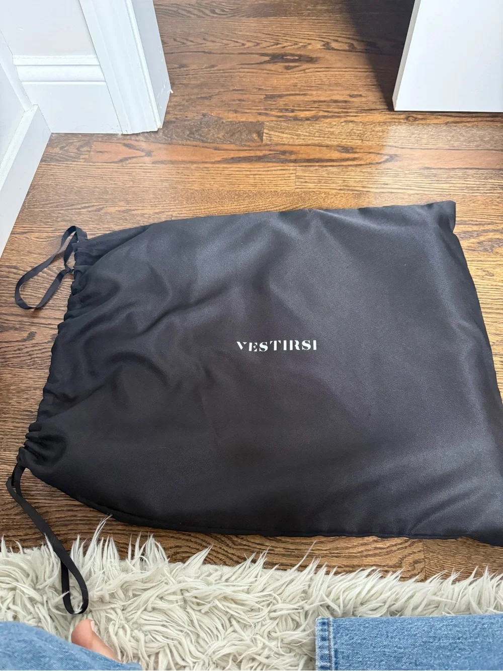Vestirsi Woven Bella Dark chocolate brown 2-in-1 Convertible Backpack Tote New - Picture 2 of 8